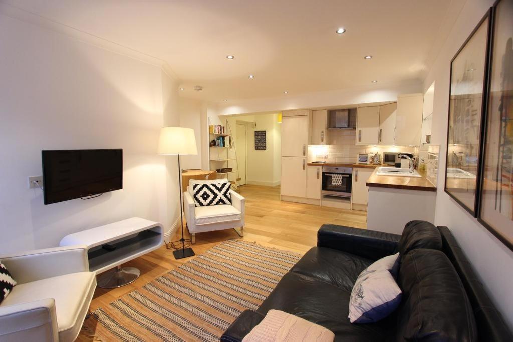 3 New Assembly Close - Royal Mile Единбург Екстер'єр фото
